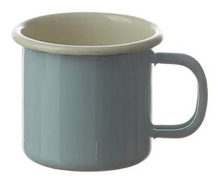 Kleiner Emaille-Becher - hellblau mit crémfarbenem Rand